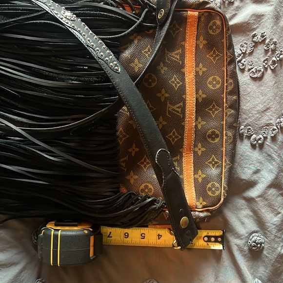 Louis Vuitton Brown and Black Fringe Crossbody Bag. consider reasonable offers - Picture 7 of 7